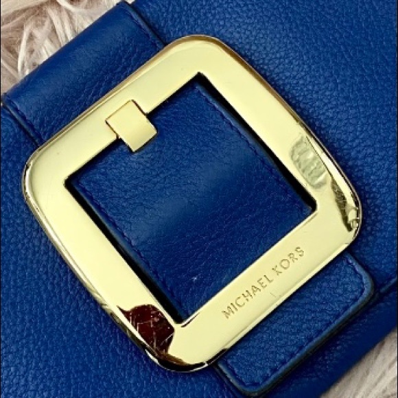 MICHAEL KORS Clutch